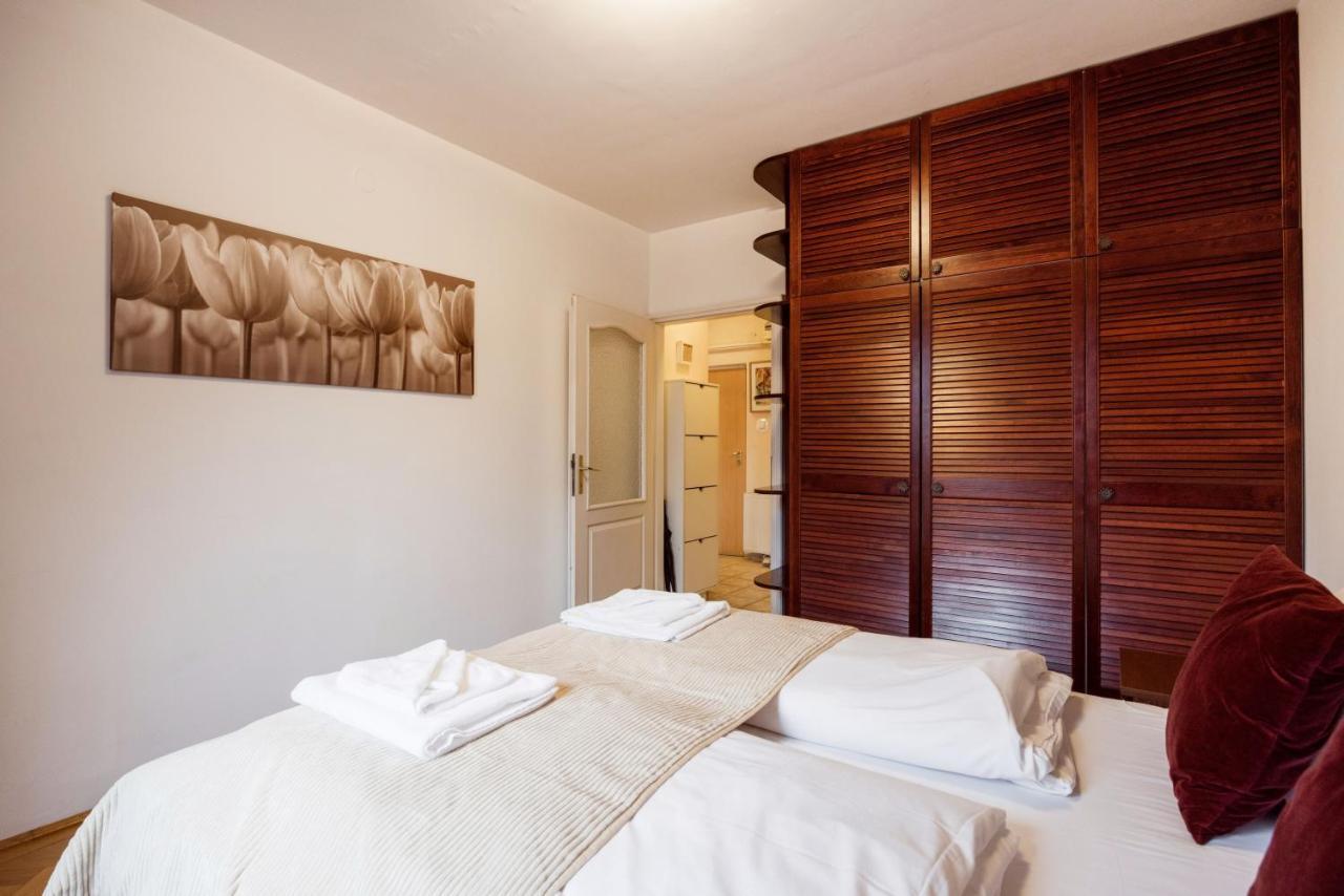 Citadel Manor Apartment Budapest Exteriör bild